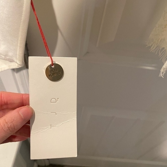 Jetset Diaries Caribbean Bodysuit Ivory Lace Open Back Revolve TJD White NWT - Picture 6 of 7